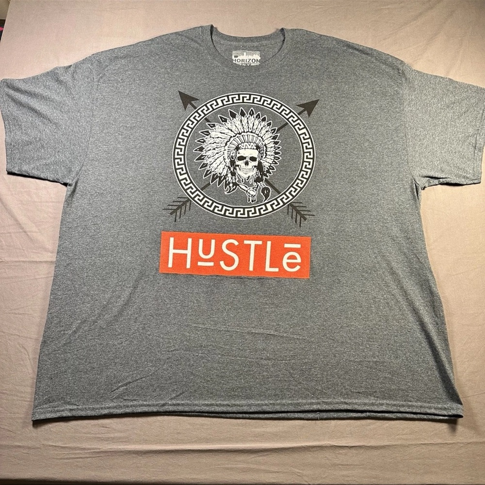 Hustle Horizon 4XL Graphic T-Shirt Gray Skull Headdress Streetwear Oversized Tee